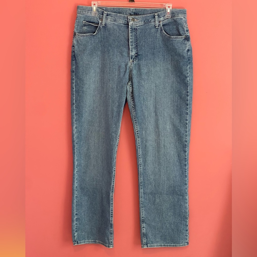 Women’s Lee Riders Blue Straight Jeans Classic Style Sz 18M